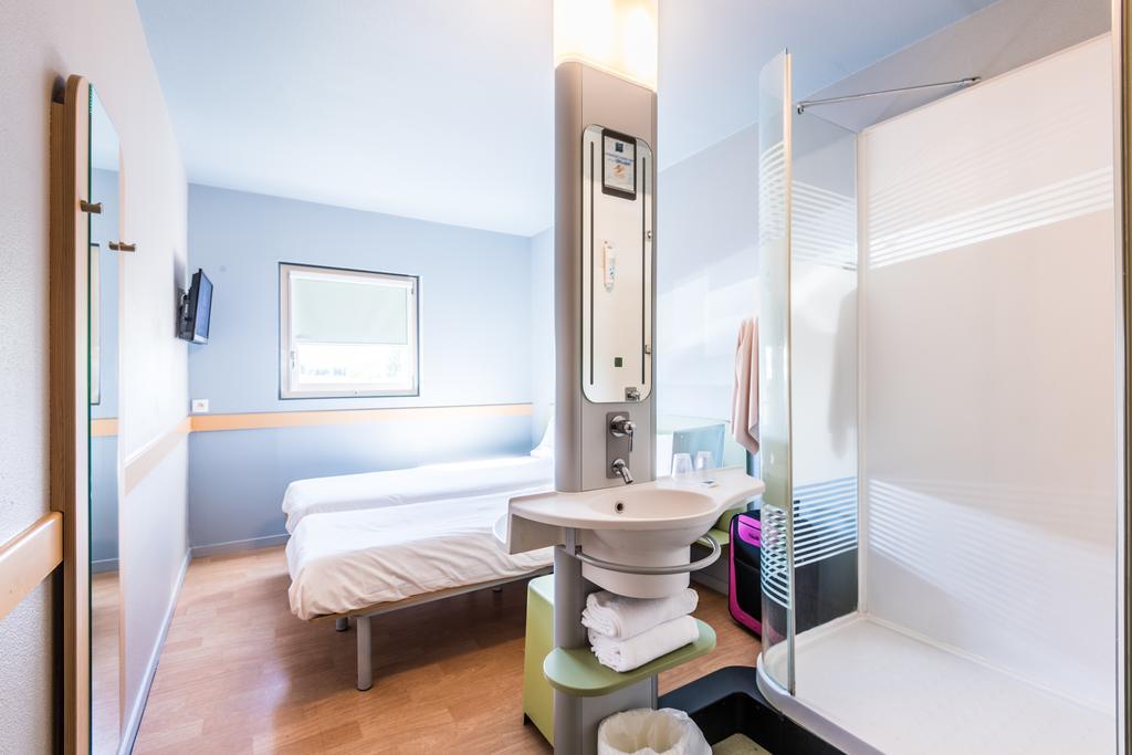 Ibis Budget Amberieu En Bugey/Chateau Gaillard A42 Exterior foto